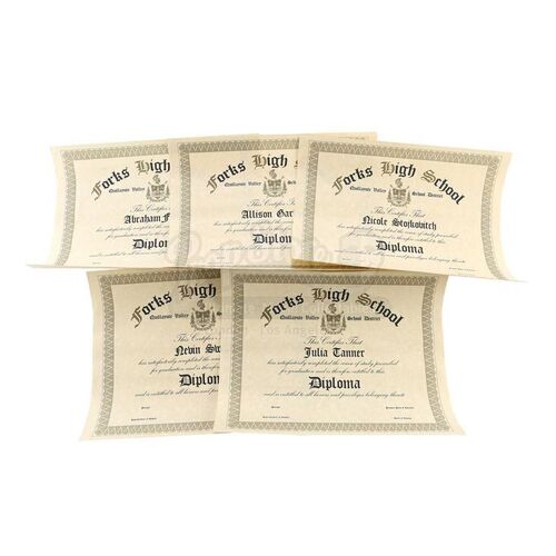 THE TWILIGHT SAGA: ECLIPSE (2010) - Set of Five Forks High School Diplomas