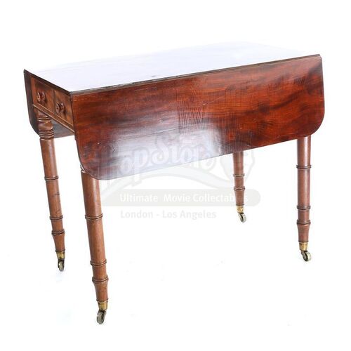 THE TWILIGHT SAGA: ECLIPSE (2010) - Cullen House Side Table