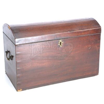 THE TWILIGHT SAGA: ECLIPSE (2010) - Cullen House Small Wooden Trunk