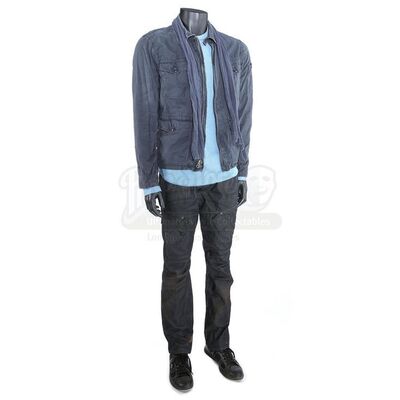 THE TWILIGHT SAGA: ECLIPSE (2010) - Dr. Carlisle Cullen's Training Costume