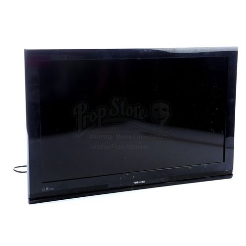 THE TWILIGHT SAGA: ECLIPSE (2010) - Edward Cullen's Bedroom Television