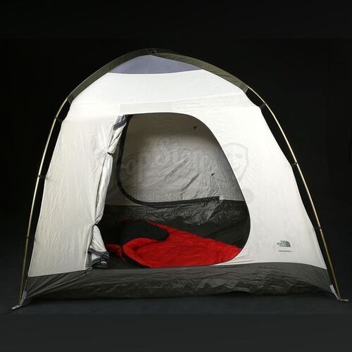 THE TWILIGHT SAGA: ECLIPSE (2010) - Bella Swan's Tent and Sleeping Bag