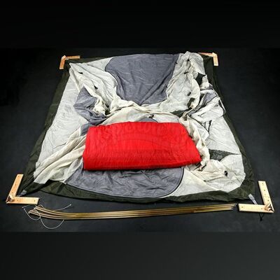 THE TWILIGHT SAGA: ECLIPSE (2010) - Bella Swan's Tent with Removable Roof