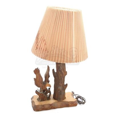 THE TWILIGHT SAGA: BREAKING DAWN PART 1 (2011) - Black Family's Wooden Eagle Lamp