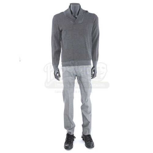 THE TWILIGHT SAGA: BREAKING DAWN PART 1 (2011) - Carlisle Cullen's House Costume