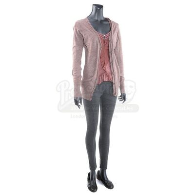 THE TWILIGHT SAGA: BREAKING DAWN PART 1 (2011) - Alice Cullen's Baby Delivery Costume