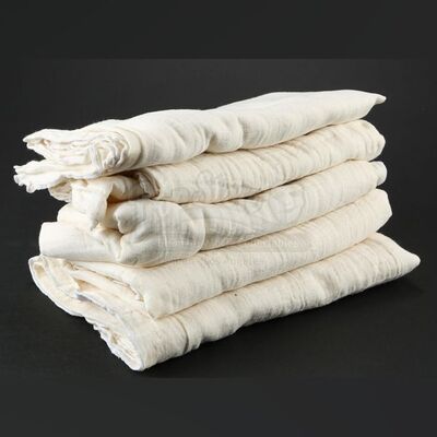 THE TWILIGHT SAGA: BREAKING DAWN PART 1 (2011) - Renesmee Cullen's Swaddle Cloth
