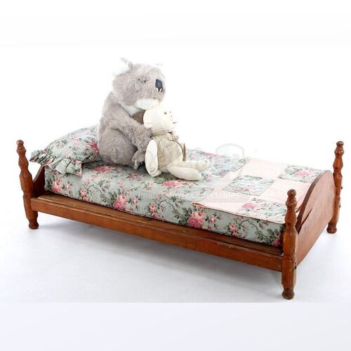 THE TWILIGHT SAGA: BREAKING DAWN PART 2 (2012) - Cottage Miniature Doll Daybed