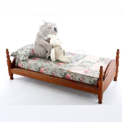 THE TWILIGHT SAGA: BREAKING DAWN PART 2 (2012) - Cottage Miniature Doll Daybed