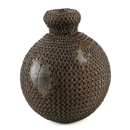 THE TWILIGHT SAGA: BREAKING DAWN PART 2 (2012) - Cullen Family Vase