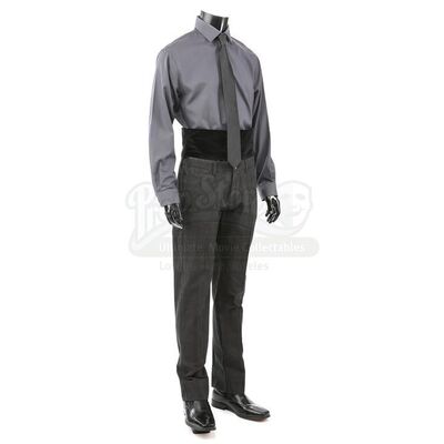 THE TWILIGHT SAGA: BREAKING DAWN PART 2 (2012) - Alec's Attack Costume