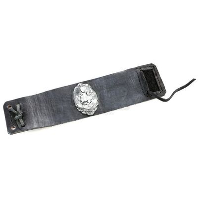 THE TWILIGHT SAGA: BREAKING DAWN PART 2 (2012) - Stunt Cullen Crest Cuff