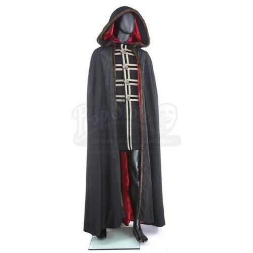 THE TWILIGHT SAGA: BREAKING DAWN PART 2 (2012) - Alec's Battle Costume