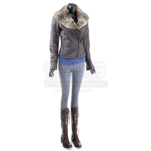 THE TWILIGHT SAGA: BREAKING DAWN PART 2 (2012) - Kate Denali's Stunt Battle Costume