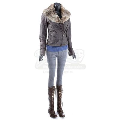 THE TWILIGHT SAGA: BREAKING DAWN PART 2 (2012) - Kate Denali's Stunt Battle Costume