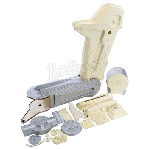 Lot # 11: ALIENS (1986) - Full-Size Power Loader Components