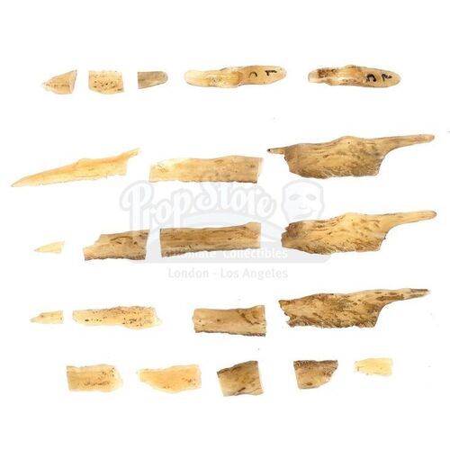 Lot # 436: X-MEN ORIGINS: WOLVERINE (2009) - Wolverine's (Hugh Jackman) Shattered Bone Claws