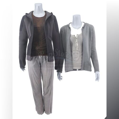 Lot # 624: DIVERGENT (2014) - Tris' (Shailene Woodley) Jackets and Costume Lot