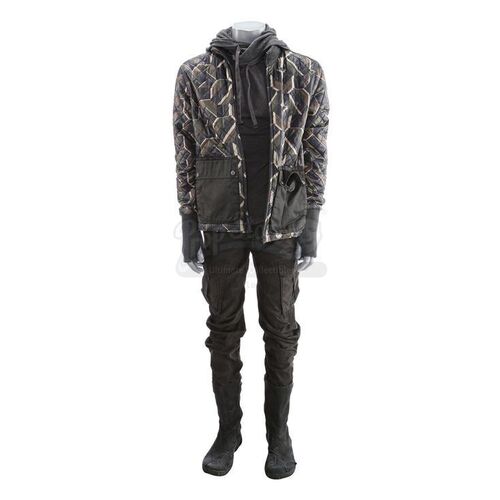 Lot # 1105: STAR TREK INTO DARKNESS (2013) - Spock's Kronos Disguise Costume