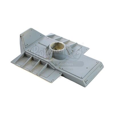 Lot # 1171: STAR WARS - EP V - THE EMPIRE STRIKES BACK (1980) - Millennium Falcon Landing Foot Model Casting