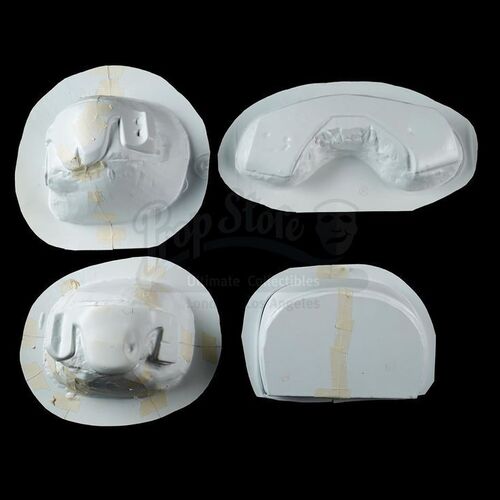 Lot # 1189: STAR WARS - EP VI - RETURN OF THE JEDI (1983) - Boba Fett (Jeremy Bulloch) Production-Made Armor Components