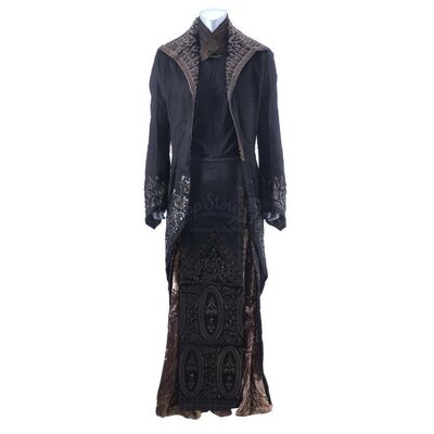 Lot # 1331: UNDERWORLD: RISE OF THE LYCANS (2009) - Viktor's (Bill Nighy) Hero Costume