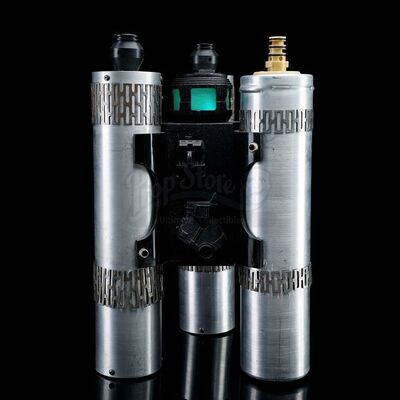 Lot # 250: STAR TREK: VOYAGER (T.V. SERIES, 1995 - 2001) - Light-Up Borg Emergency Beacon and Four Synaptic Relays