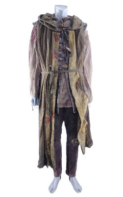 Lot # 58: William's (Matt Damon) Arrival Costume Cuirass, Shirt, Pant and Robe
