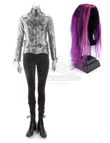 Lot # 101: The Gifted - Blink's Finale Portal Costume with Wig