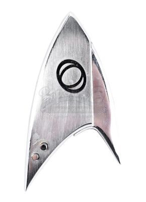 Lot # 159: Star Trek: Discovery/Star Trek: Short Treks - Hero Lieutenant-Rank Starfleet Science Badge