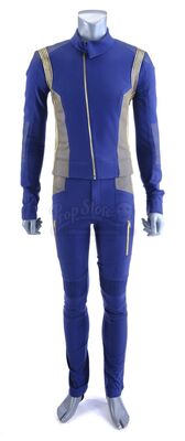 Lot # 187: Season 2 (2019) - Saru's (Doug Jones) Command Uniform