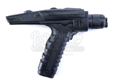 Lot # 190: Star Trek: Discovery/Star Trek: Short Treks - Starfleet Type II Stunt Hand Phaser