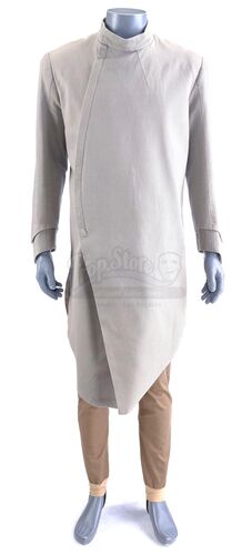 Lot # 6: Season 1 (2017-2018) - Kelpien Servant Costume