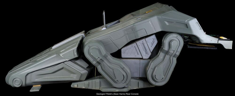 Prometheus Bridge Design Lot #276 - PROMETHEUS (2012) - Light-up Starship Prometheus Bridge Set