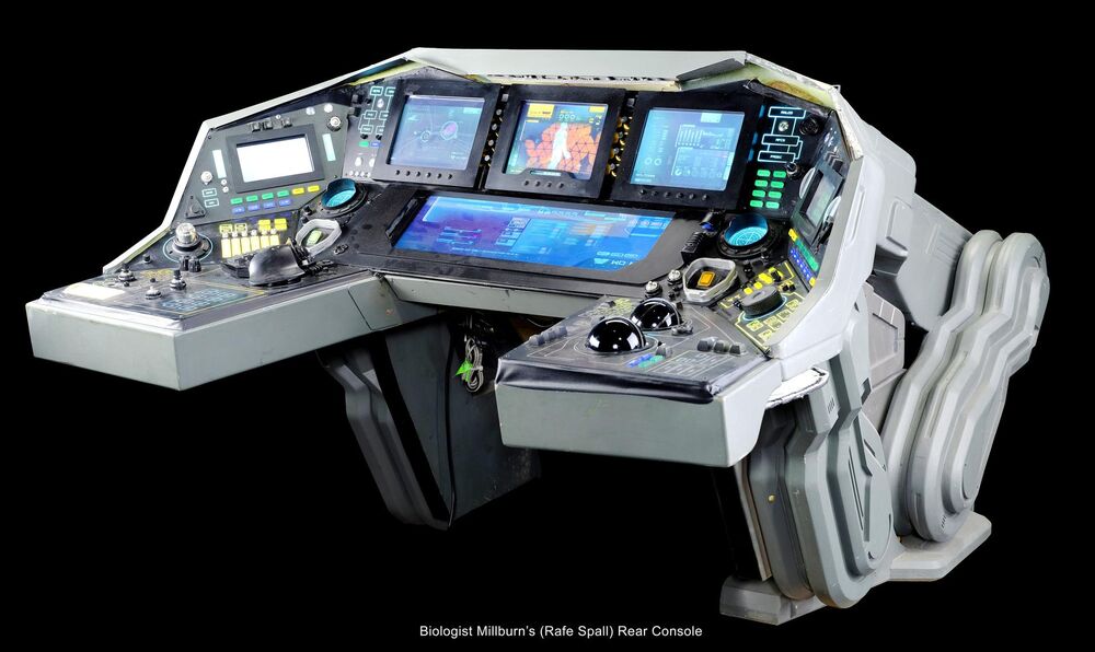 Prometheus Bridge Design Lot #276 - PROMETHEUS (2012) - Light-up Starship Prometheus Bridge Set