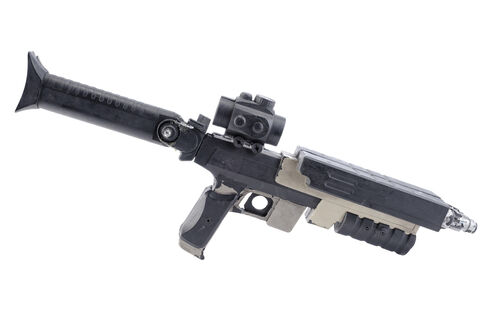 Lot #757 - LOST IN SPACE (1998) - Major Don West's (Matt LeBlanc) Assault Rifle