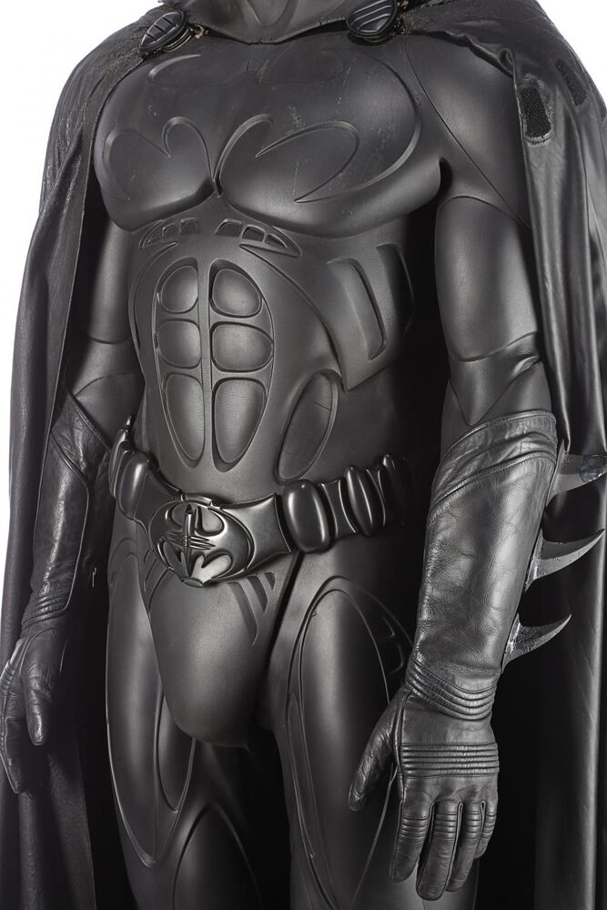 lot-42-batman-forever-1995-batman-s-val-kilmer-sonar-batsuit