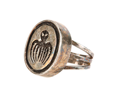 Lot #198 - JAMES BOND: THUNDERBALL (1965) - SPECTRE Ring