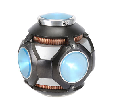 Lot #473 - BLADE II (2002) - Light-up Oversized UV Bomb