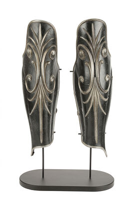 Lot #144 - GLADIATOR (2000) - Maximus' (Russell Crowe) Arena Greaves