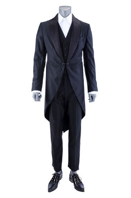 Lot # 200: Netflix's A Series of Unfortunate Events (TV Series) - Count Olaf's Tuxedo