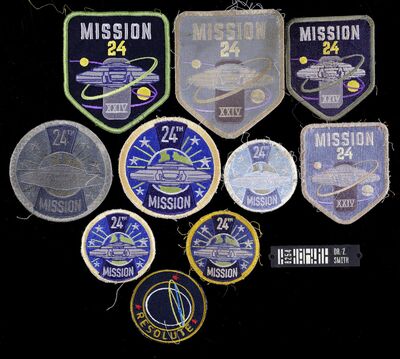 Lot # 13: Lost In Space (2018-2021) - Dr. Smith (Parker Posey) Name Badge and Patches