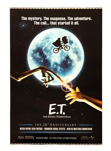 Lot #282 - E.T. THE EXTRA TERRESTRIAL (1982) - Special Lenticular One-Sheet, 2002