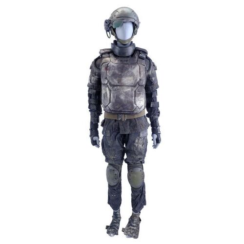 Lot # 4: Male Future War Soldier Costume