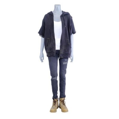 Lot # 41: Grace's First Appearance Costume