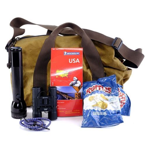 Lot # 75: Sarah Connor's Jeep Bag and Accessories
