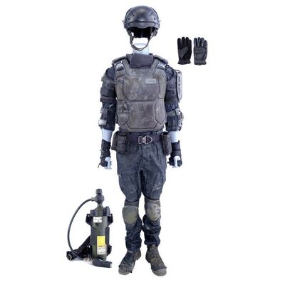 Lot # 90: Male Future War Commander Costume