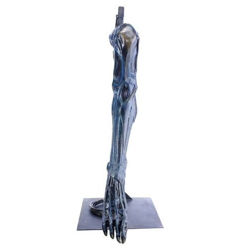 Lot # 6: Aliens (1986) - Full-Size Xenomorph Queen Animatronic Leg Display