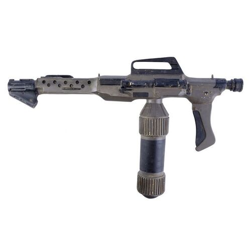 Lot # 15: Aliens (1986) - Colonial Marine Flamethrower