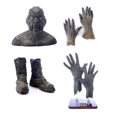 Lot # 205: Jeepers Creepers (2001) - The Creeper's (Jonathan Breck) Head, Hands, and Boots